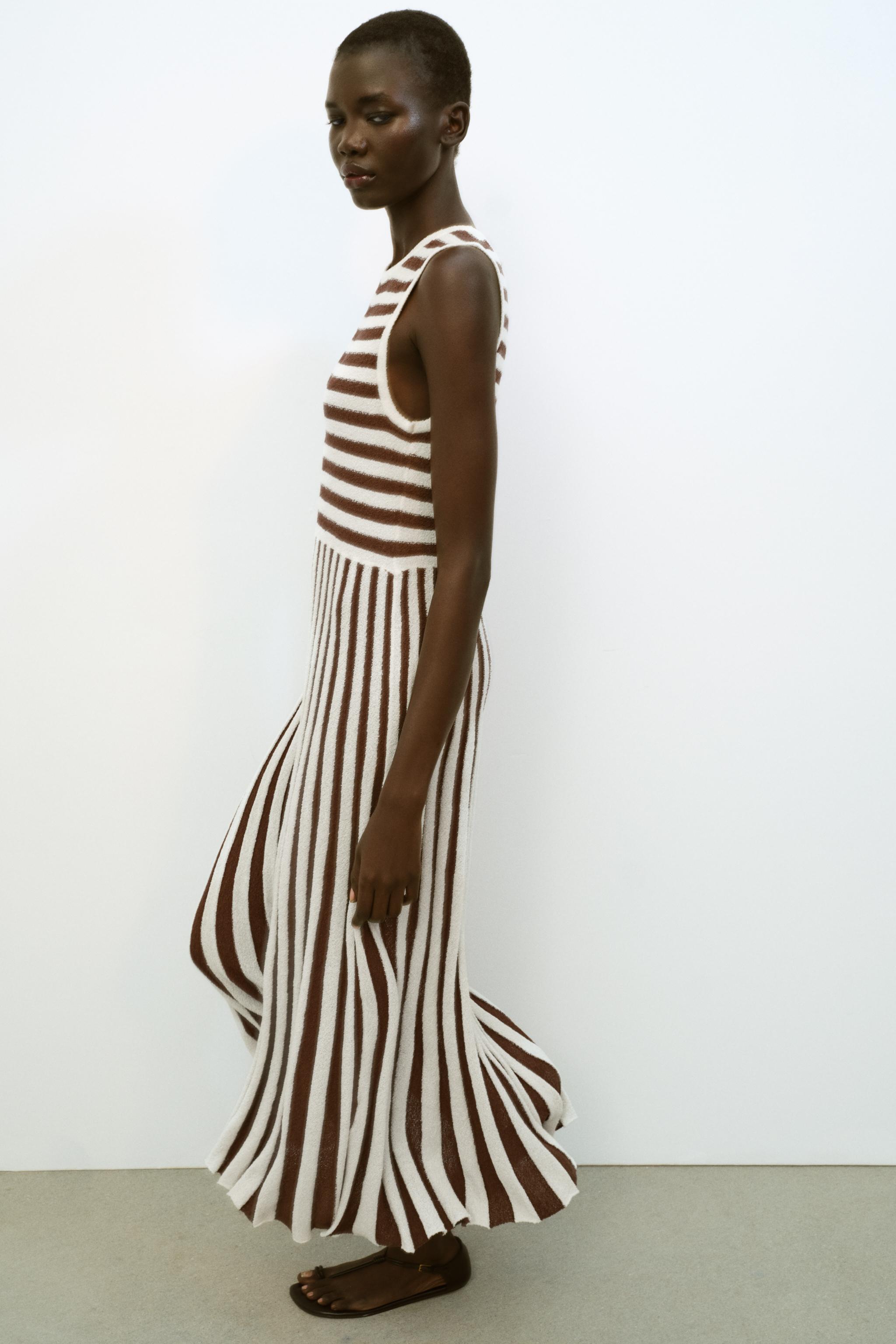 LONG TEXTURED PLEATED STRIPED DRESS
